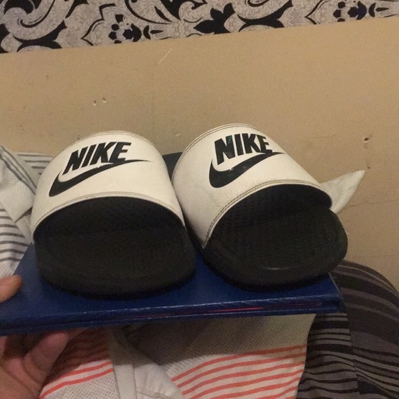 Nike Benassi JDI Slide - Mens White/Black Size 9 - Picture 4 of 6